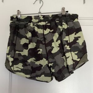 Lululemon hotty hot 4” inseam shorts size 10